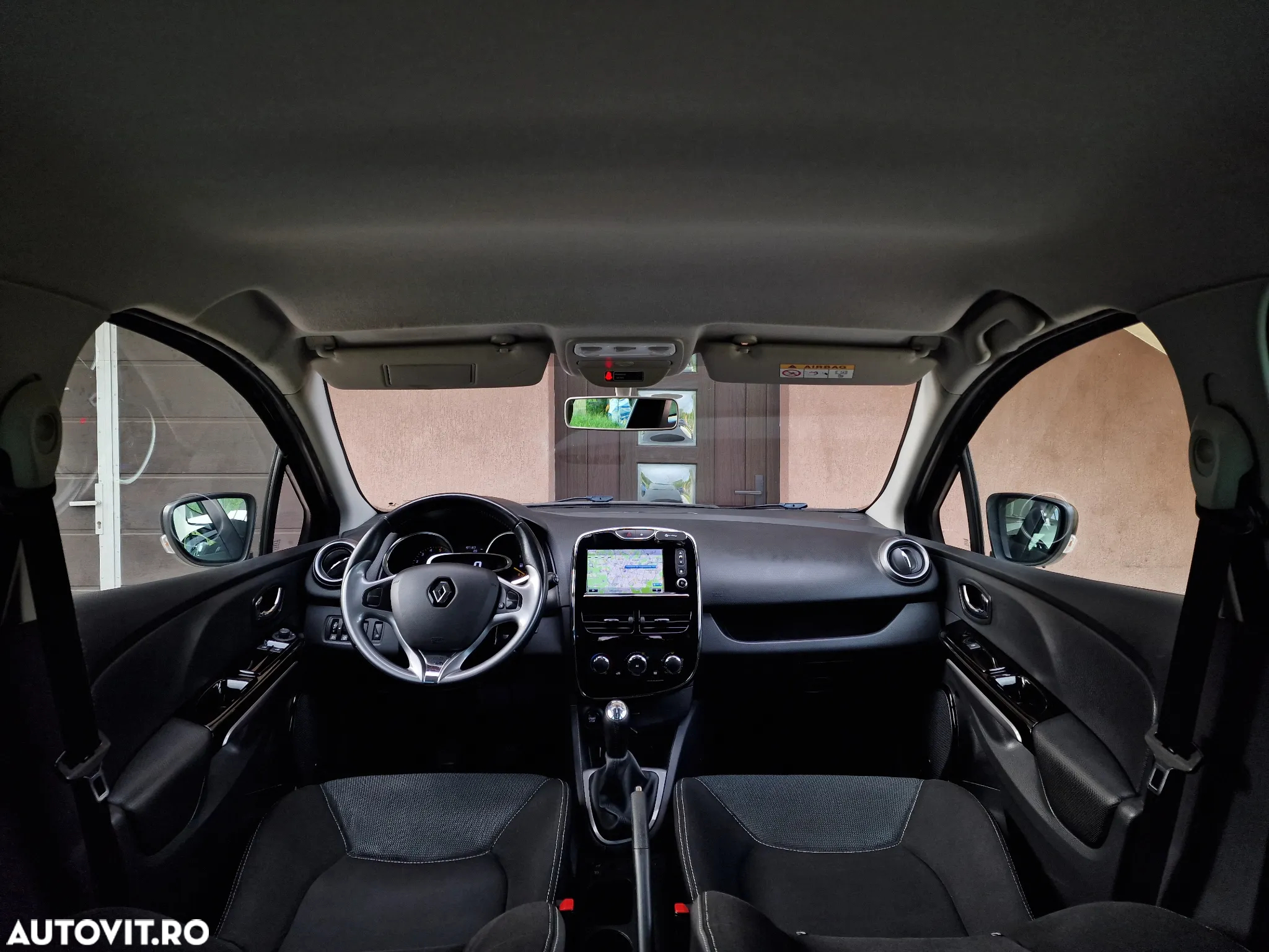 Renault Clio - 15