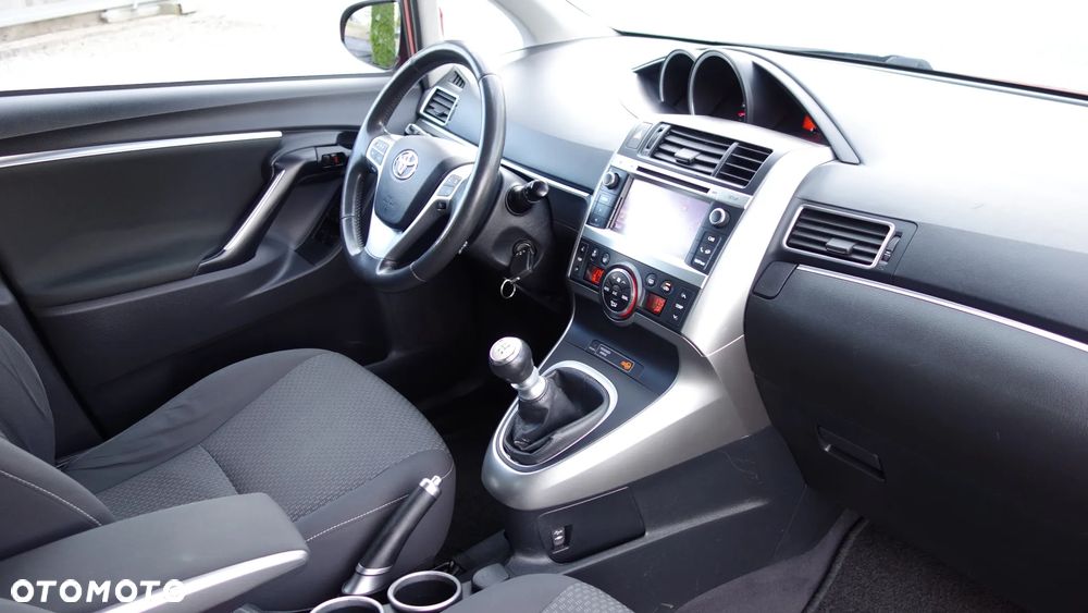 Toyota Verso 2.0 D-4D Premium 7os - 27