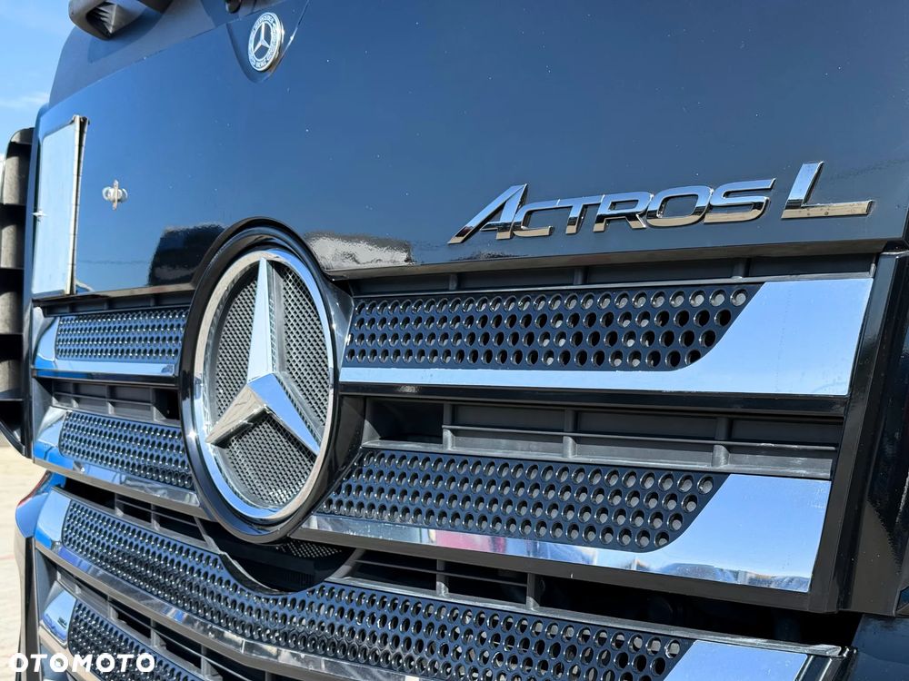 Mercedes-Benz ACTROS L 2545 / SALONÓWKA / ZESTAW TANDEM 120 M3 / PRZEJAZDOWY / 7,75 M + 7,75 M / SALON PL - 25
