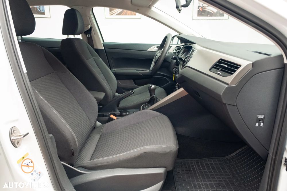 Volkswagen Polo - 21