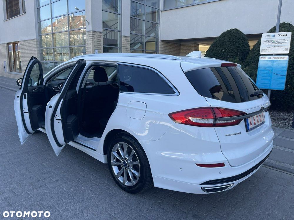 Ford Mondeo - 17