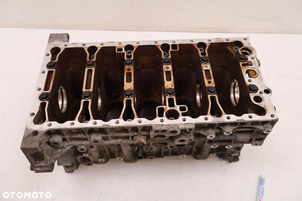 VOLVO V70 2.5T BLOK SILNIKA B5254T2 - 2