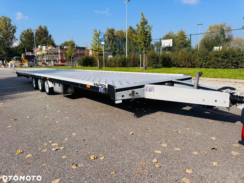 NPS Podwójna DMC 3500 kg Ładowność 2600 kg 8.40m - 8