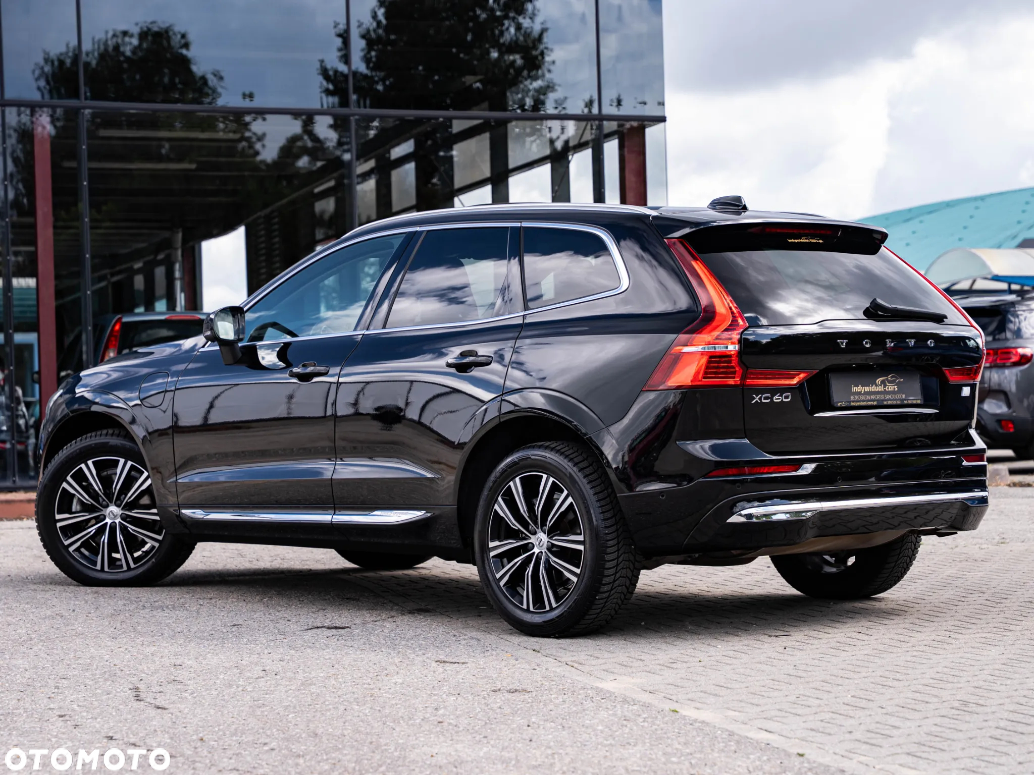 Volvo XC 60 T6 AWD Plug-In Hybrid Inscription - 11