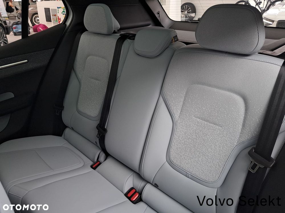 Volvo EX30 69kWh Single Motor Long Range Ultra - 10