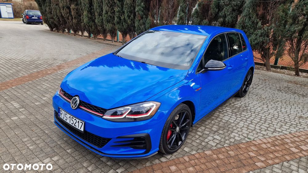 Volkswagen Golf - 17