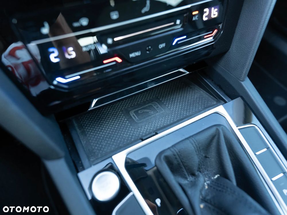 Volkswagen Arteon 2.0 TDI SCR Elegance DSG - 37