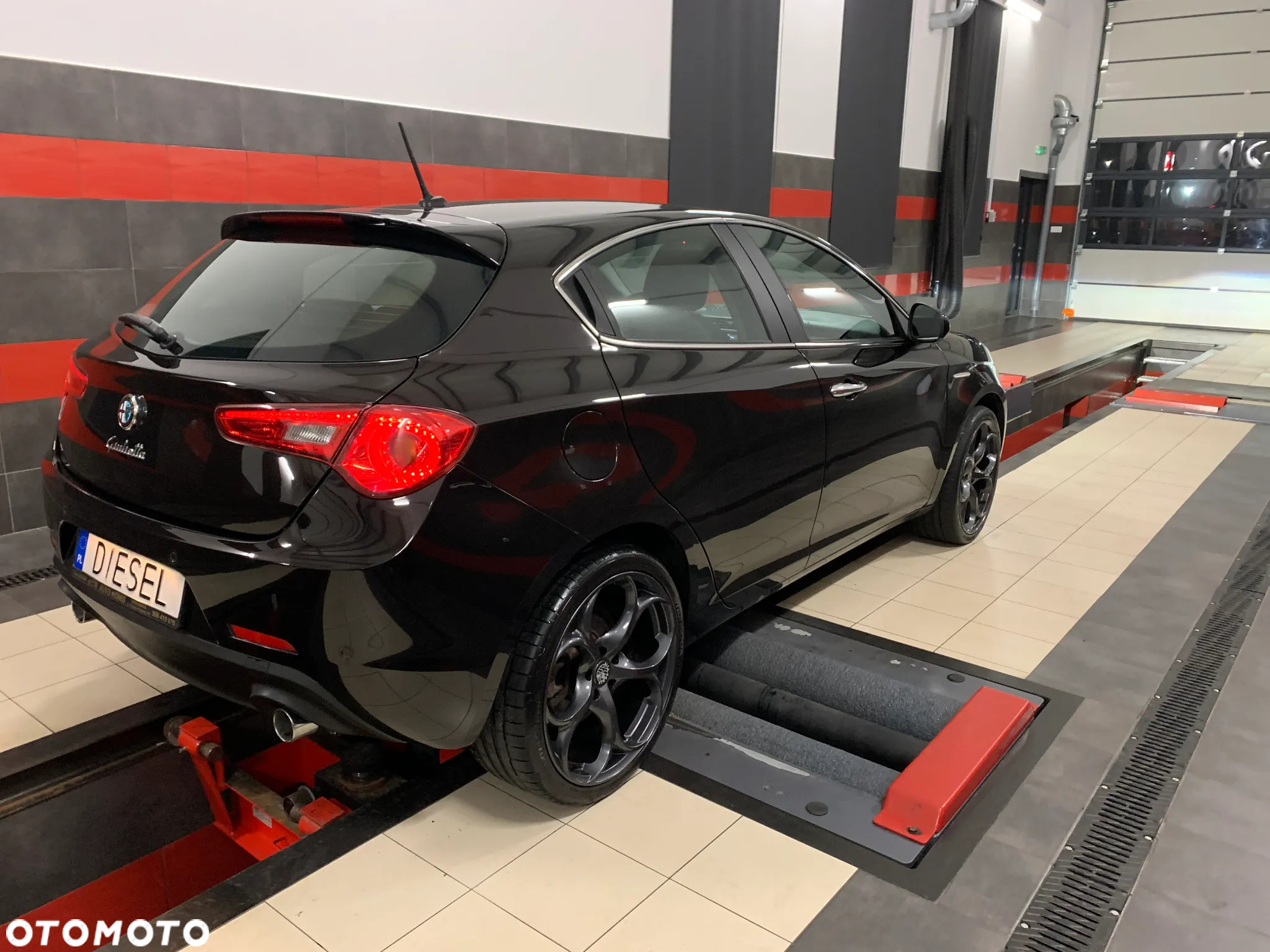 Alfa Romeo Giulietta 2.0 JTDM Exclusive - 4
