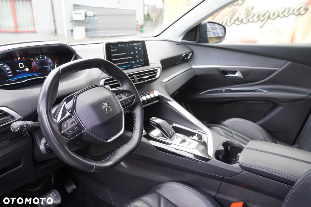 Peugeot 5008 1.6 PureTech Allure S&S EAT8 - 13