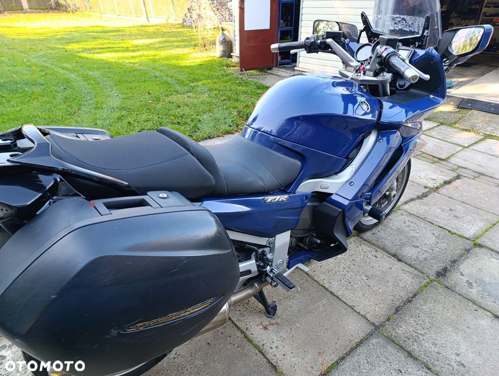 Yamaha FJR - 6