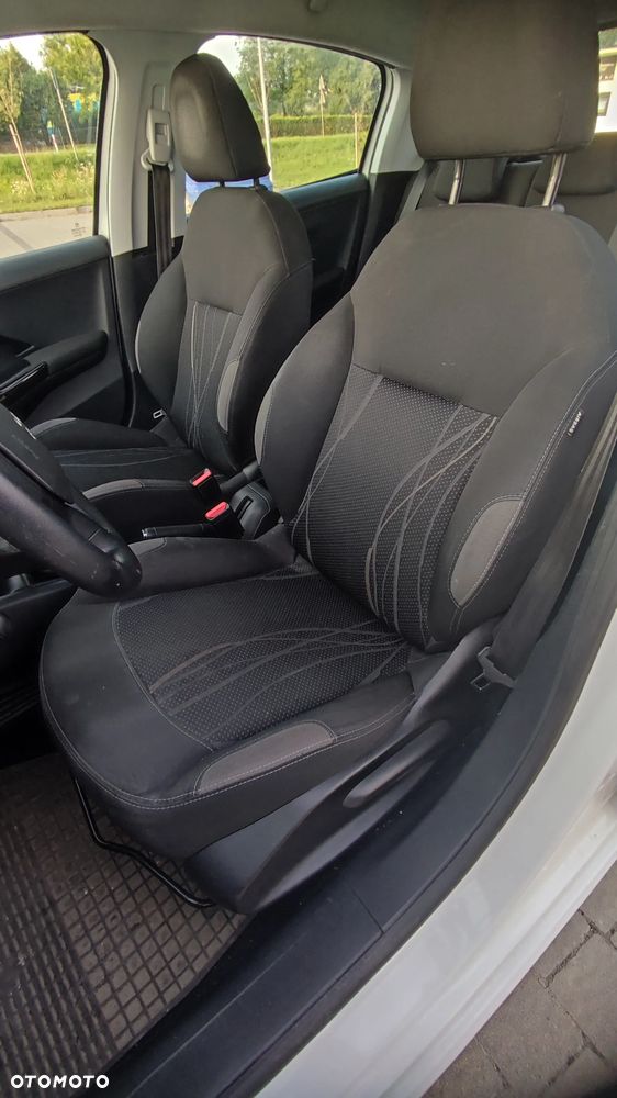 Peugeot 208 1.6 e-HDi Active STT - 6
