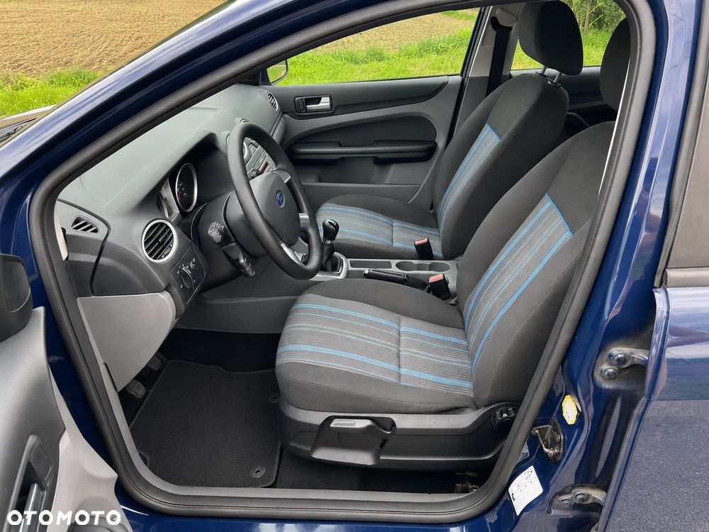 Ford Focus 1.6 16V Titanium - 9