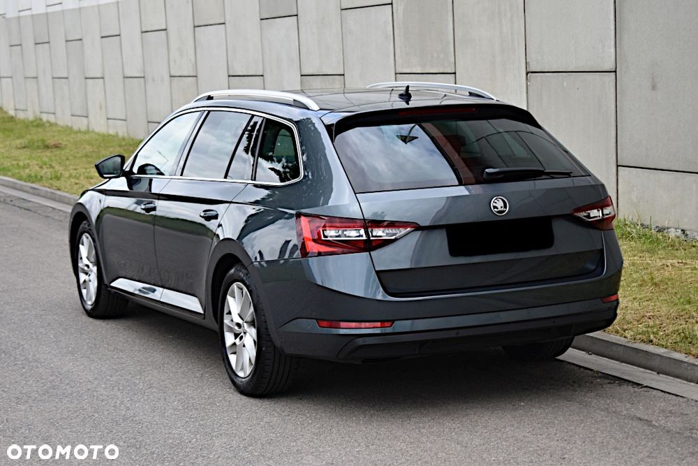 Skoda Superb 1.6 TDI Style - 13