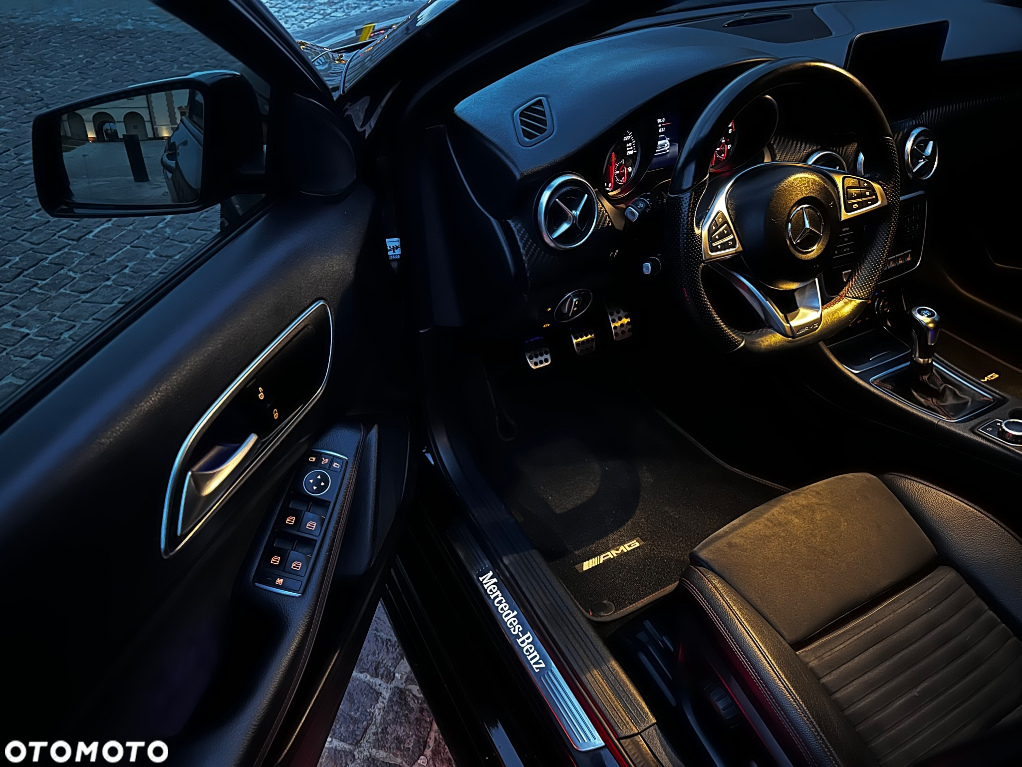Mercedes-Benz Klasa A 180 CDI (BlueEFFICIENCY) AMG Sport - 26