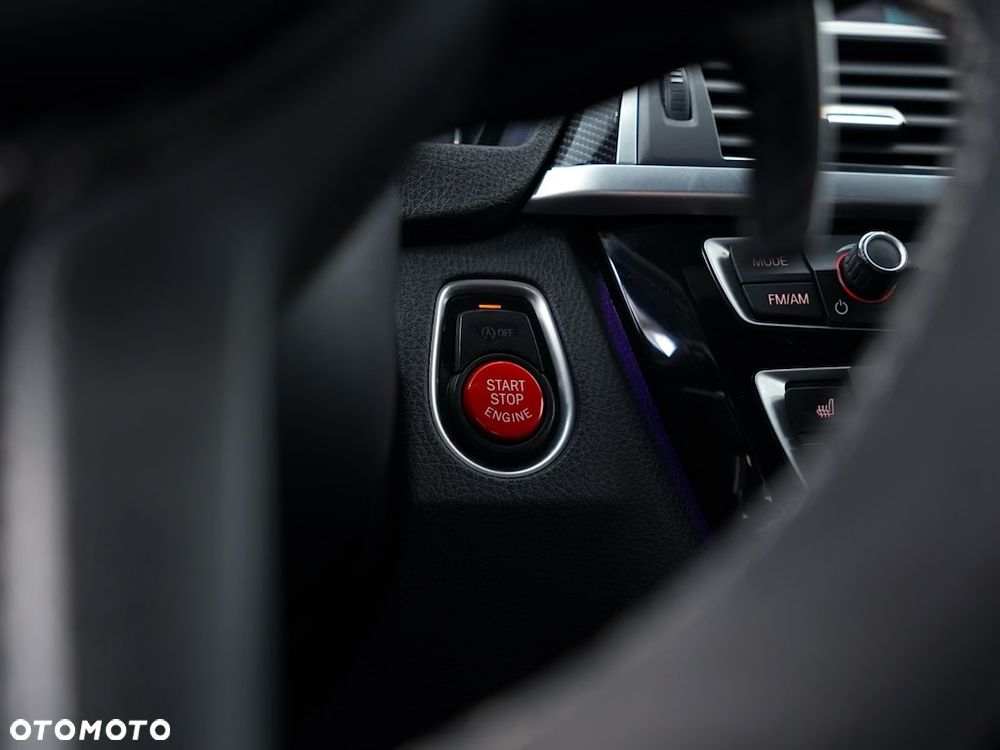 BMW Seria 3 - 25