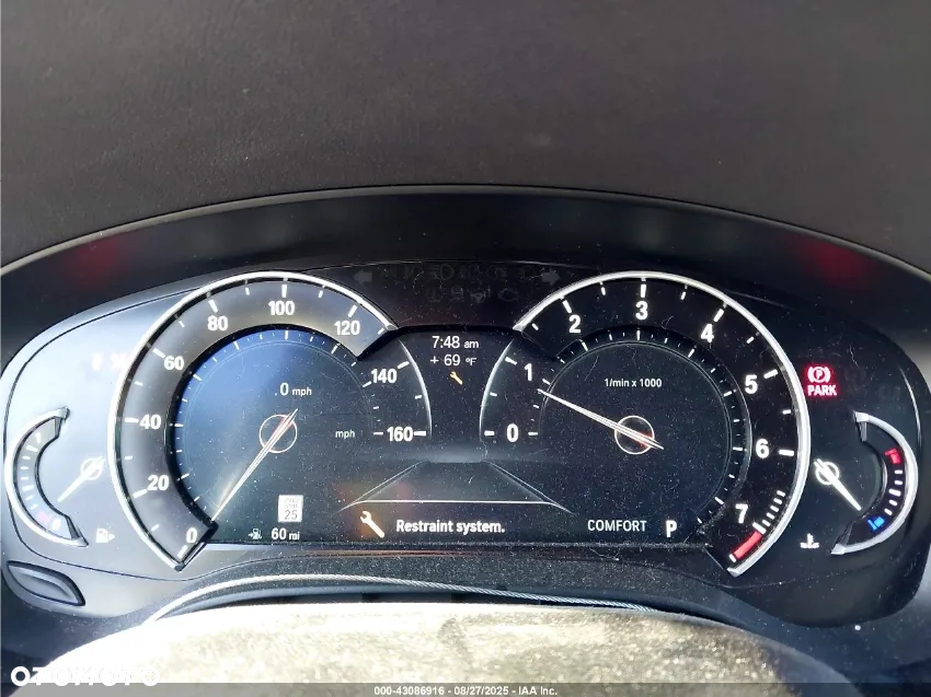 BMW Seria 5 540i xDrive - 12