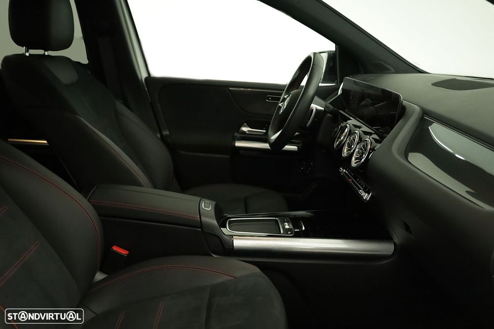 Mercedes-Benz B 250 e - 22