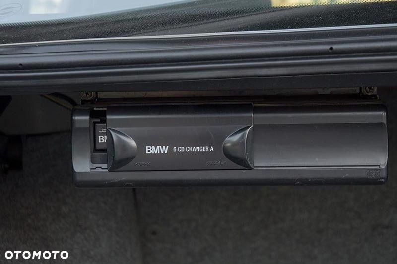 BMW Seria 5 525i - 36