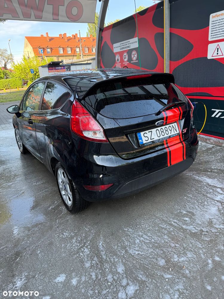 Ford Fiesta 1.0 Start-Stop Champions Edition - 8