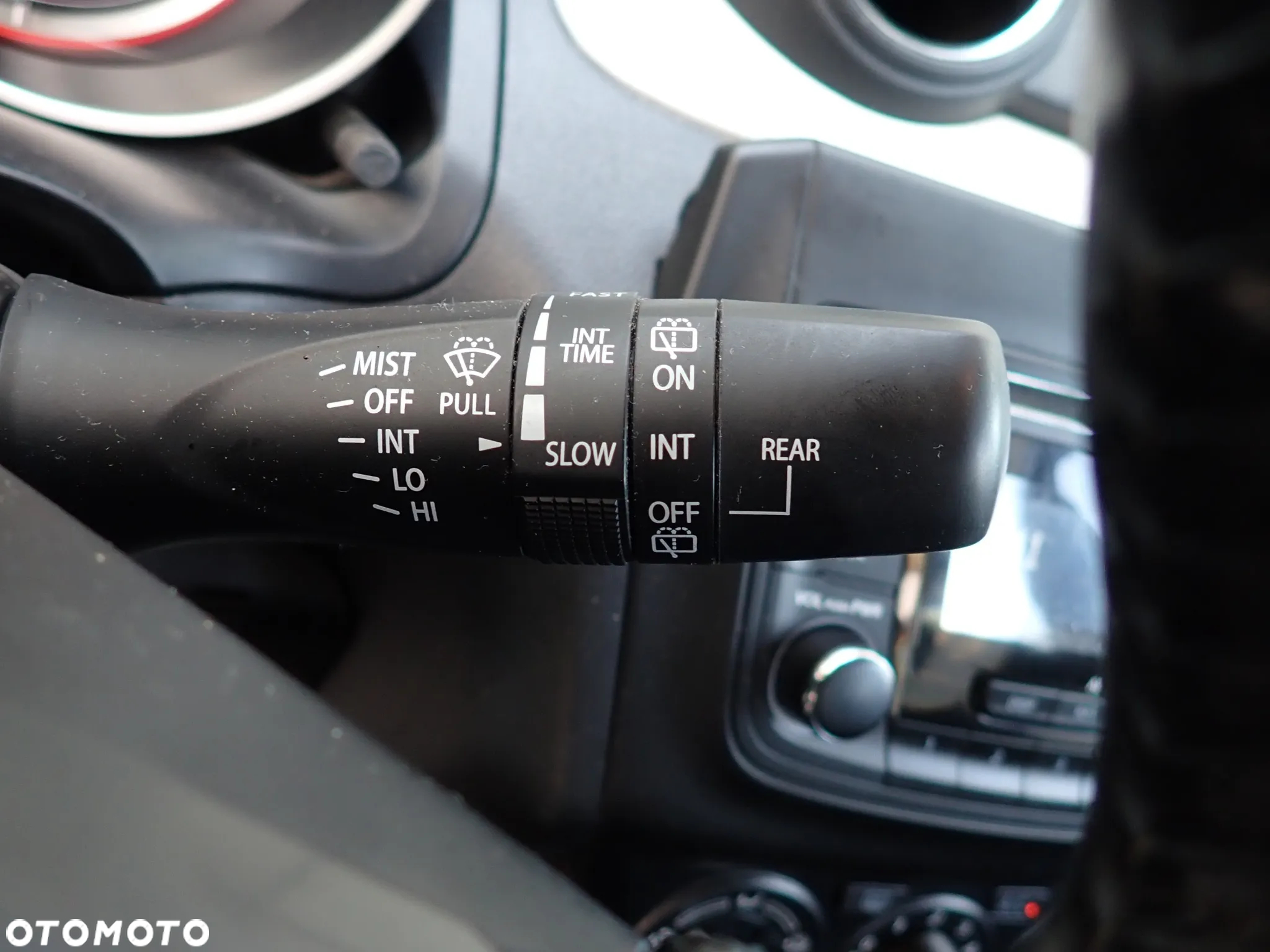 Suzuki Swift 1.2 Premium - 24