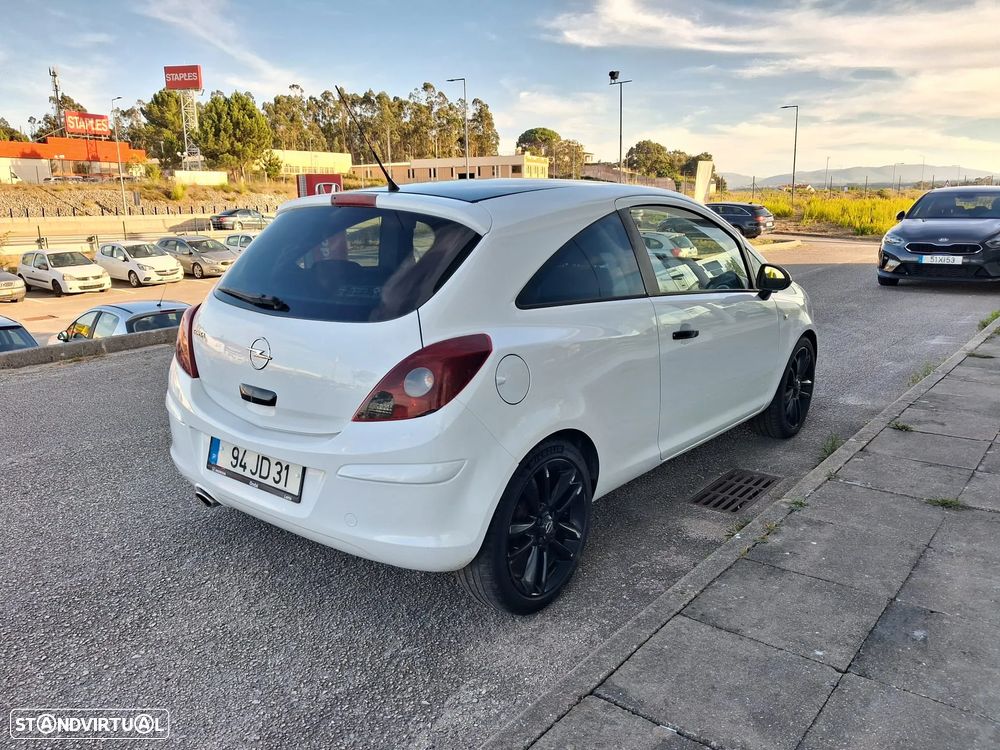 Opel Corsa 1.2 Black Edition - 5