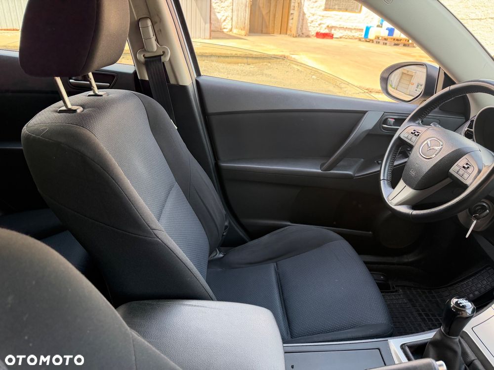 Mazda 3 - 25