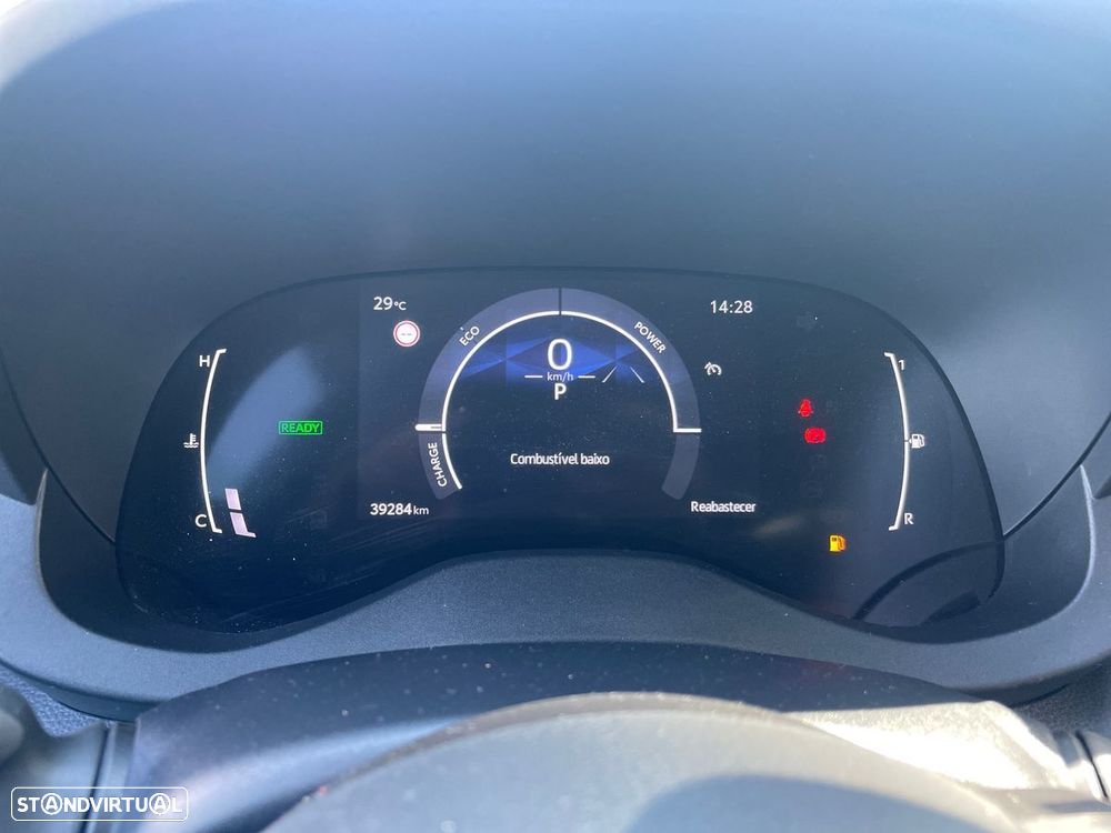 Toyota Yaris Cross 1.5 HDF Comfort Plus - 16