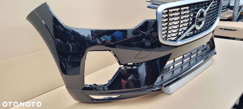 VOLVO XC60 II LIFT 2021- Zderzak przód oryginał MA082 - 8