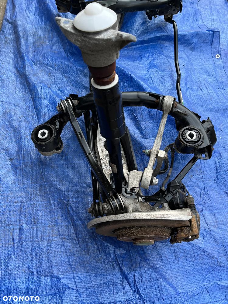 BELKA TYLNA WÓZEK AUDI A4 B9 A5  8W ZAWIESZENIE  KOMPLET 8W0505235AP KOMPLETNE ZAWIESZENIE TYŁ A4 B9 SANKI - 4