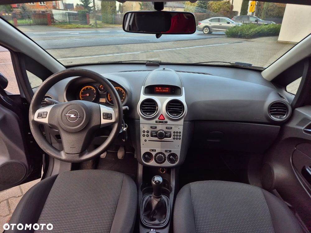 Opel Corsa - 12
