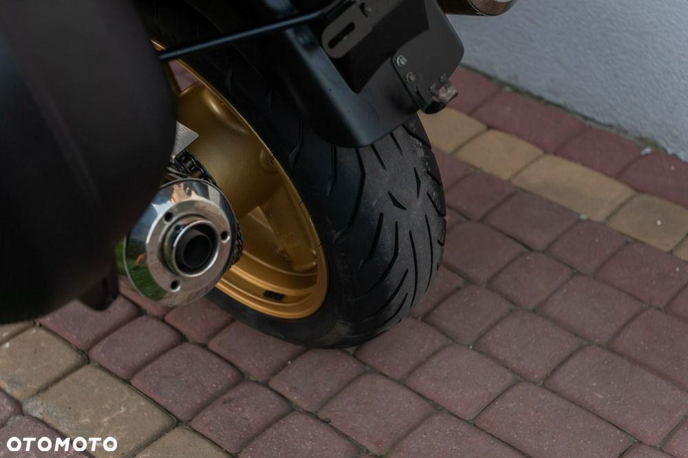 Kawasaki ZZR - 9