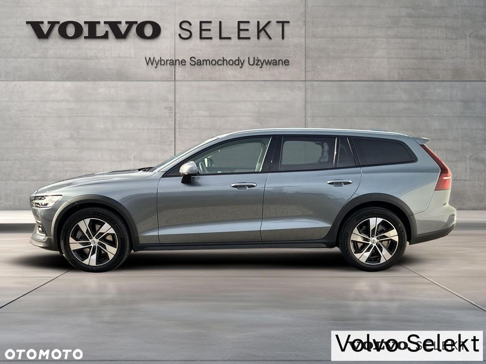 Volvo V60 Cross Country - 5