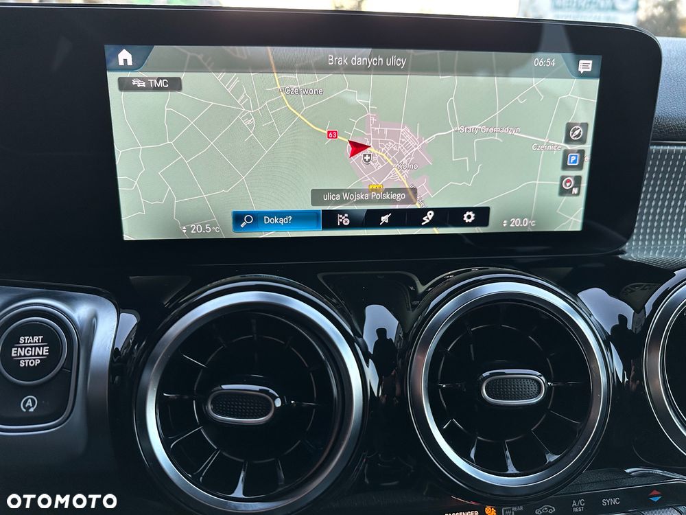 Mercedes-Benz GLB - 21