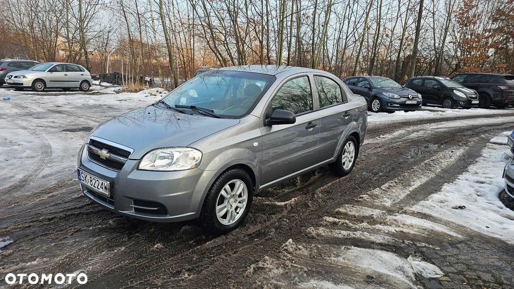 Chevrolet Aveo 1.2 16V LS - 2