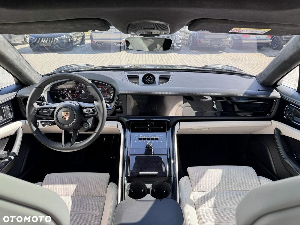 Porsche Panamera GTS - 16