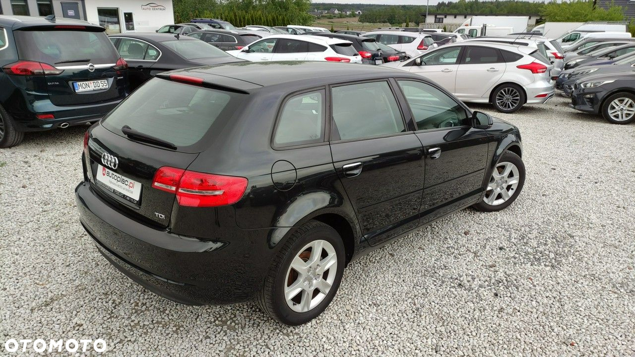 Audi A3 1.6 TDI DPF Attraction - 15