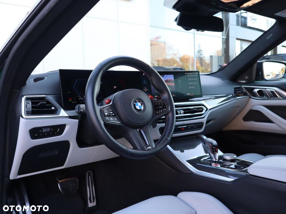 BMW M4 2023 photo 5