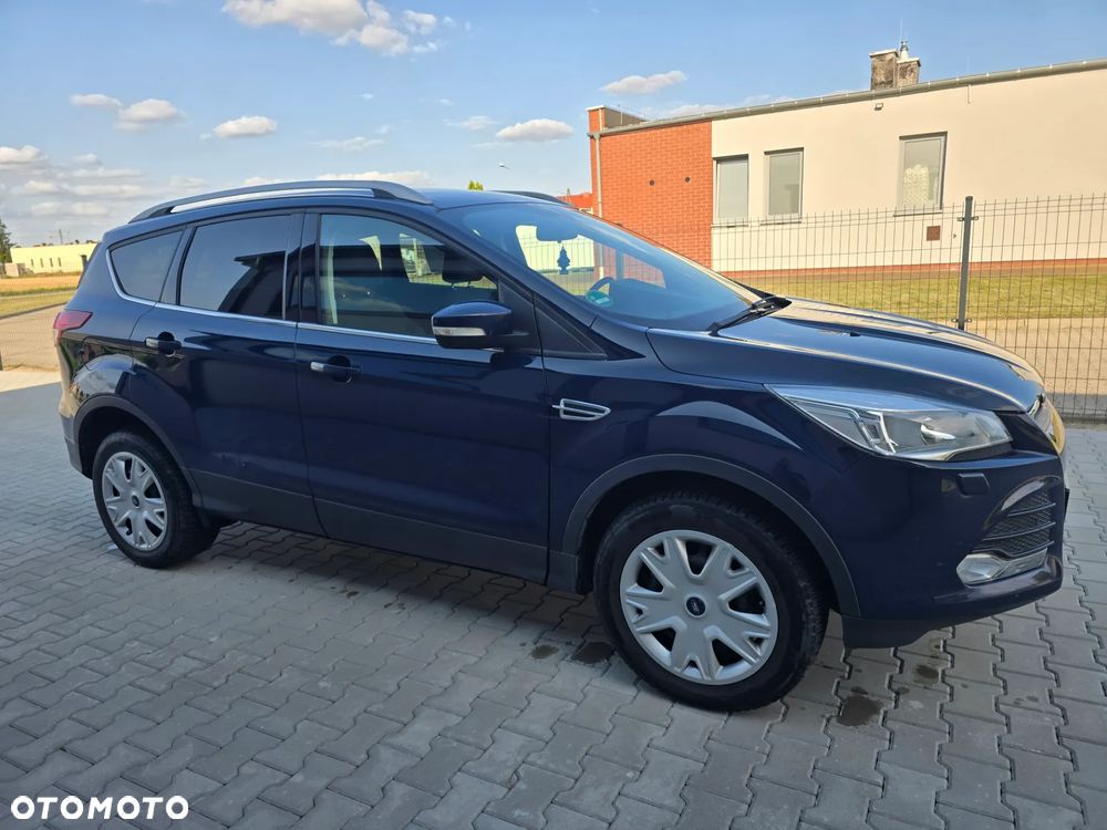 Ford Kuga 1.5 EcoBoost 2x4 Titanium - 4