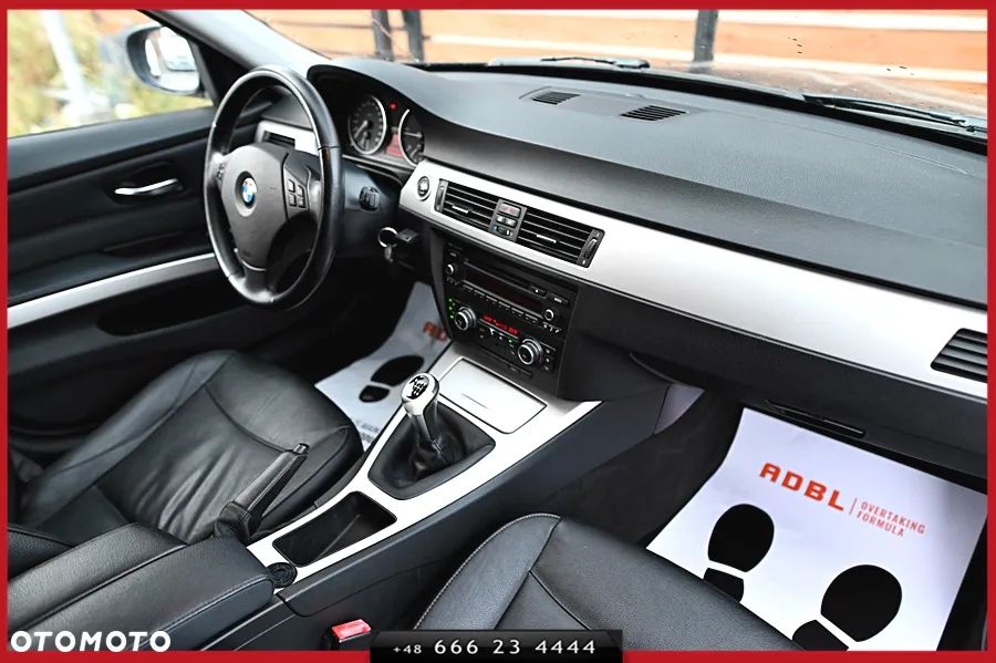 BMW Seria 3 320d - 15