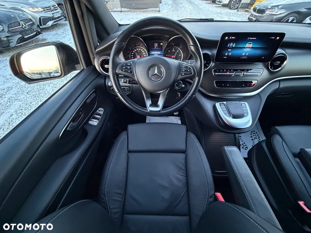 Mercedes-Benz Klasa V 300 d lang 4Matic 9G-TRONIC Avantgarde Edition - 37