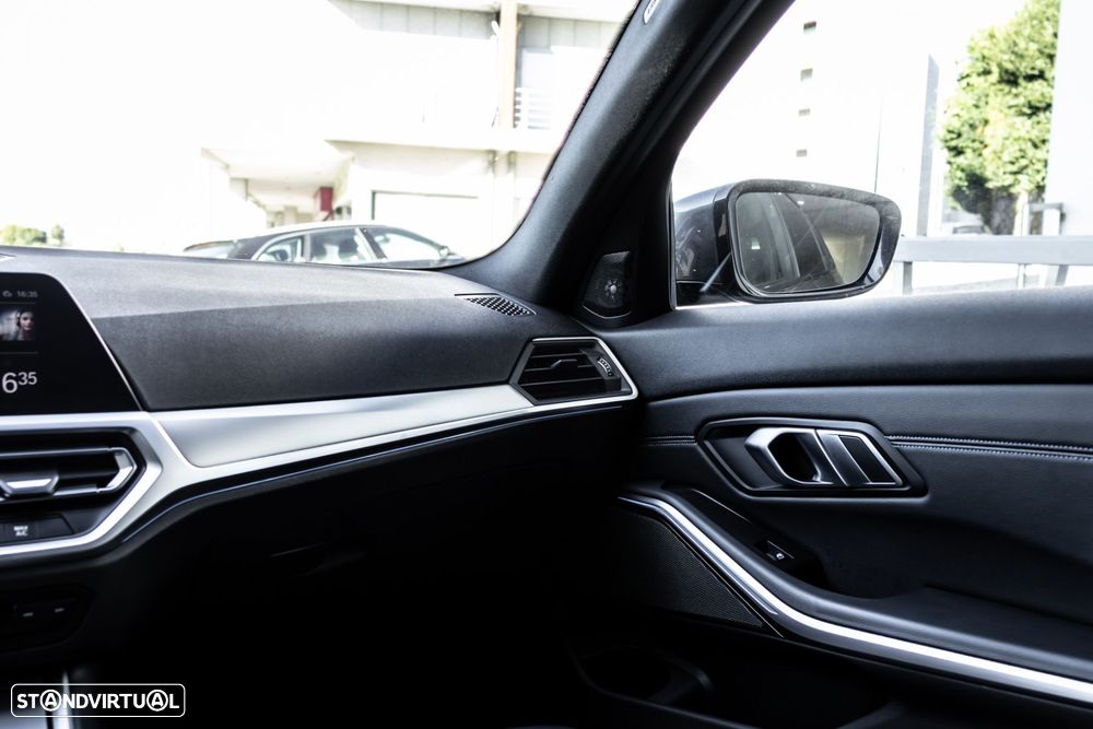 BMW 330 e Pack M Auto - 15