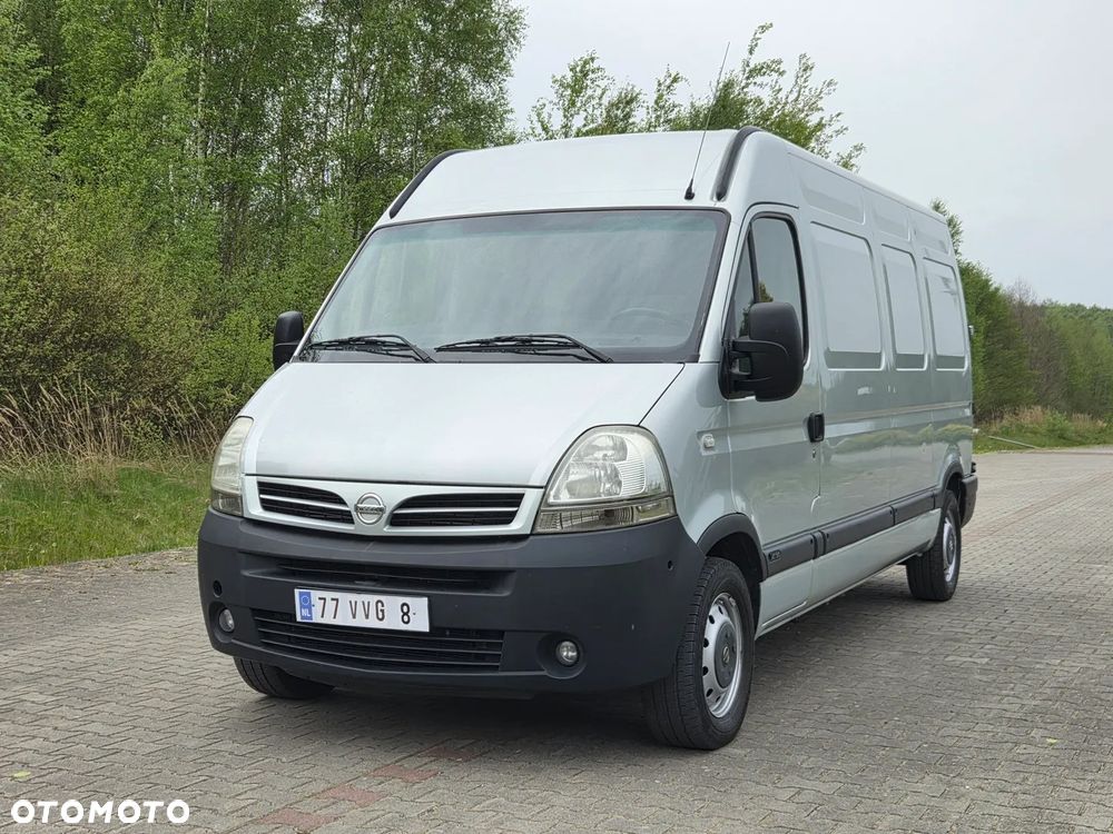 Nissan Interstar - 2
