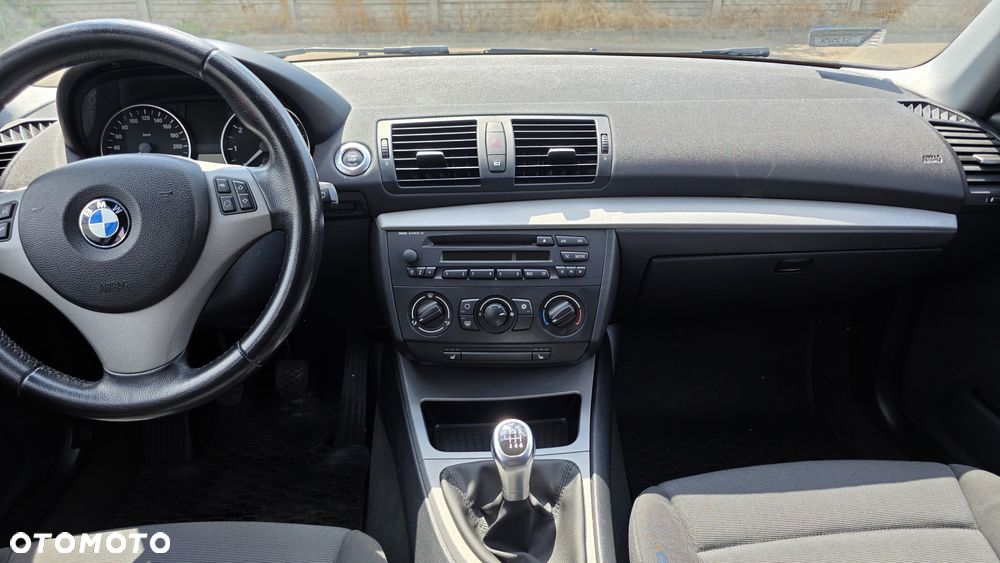 BMW Seria 1 - 16