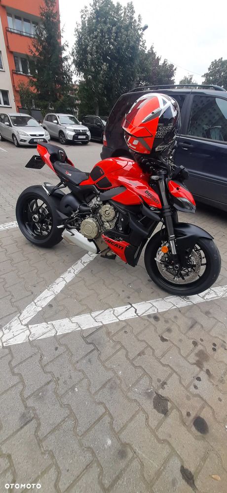 Ducati Streetfighter V4 - 1