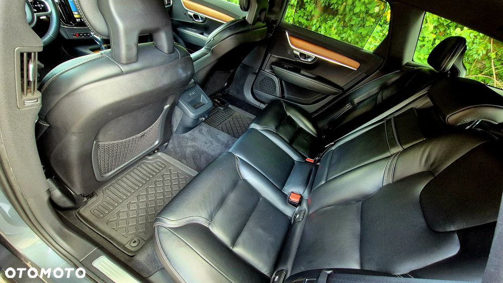 Volvo V90 D5 AWD Geartronic Inscription - 27