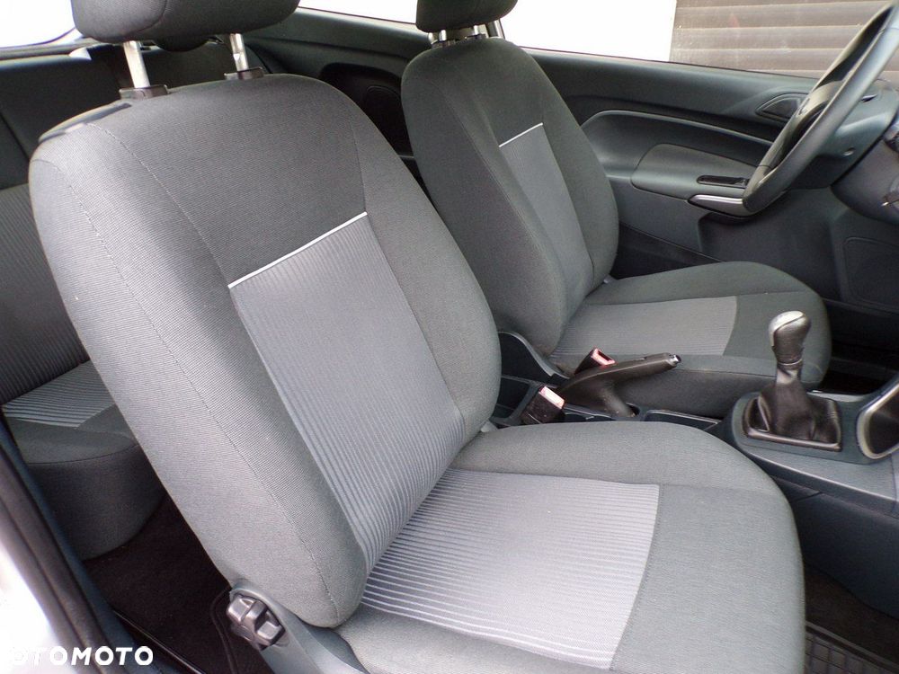 Ford Fiesta - 22