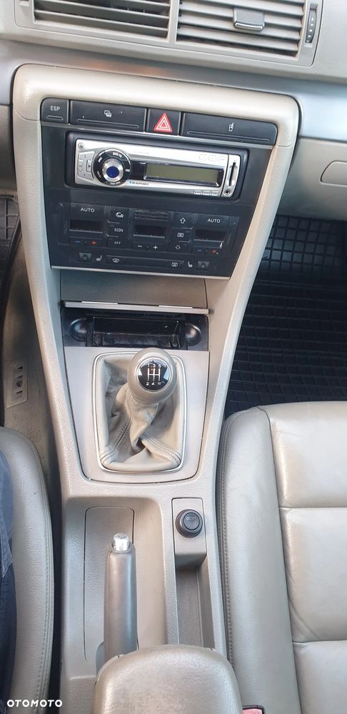 Audi A4 Avant 1.9 TDI - 17