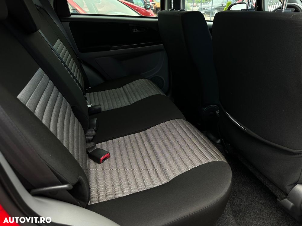 Suzuki SX4 1.6 VVT 4x4 Style - 12