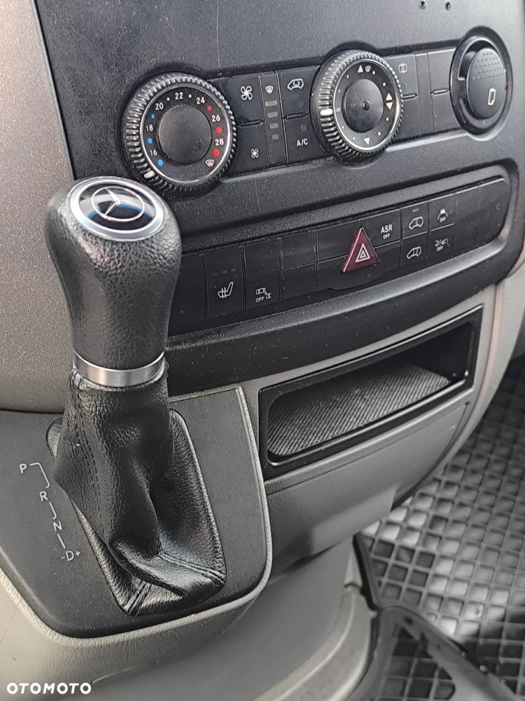 Mercedes-Benz Sprinter - 6