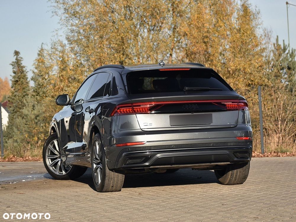 Audi Q8 - 3